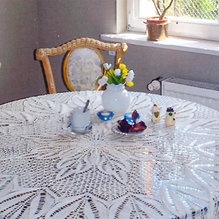 Casa vacanze 2 Bedroom Lovely In Tarnowo Podgorne Przeźmierowo