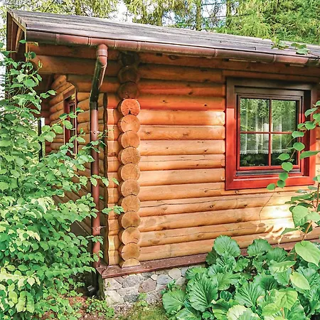 2 Bedroom Lovely In Tarnowo Podgorne